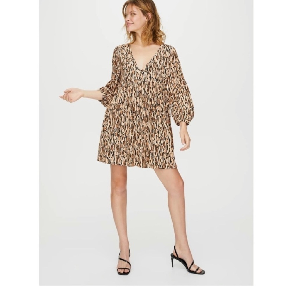 Aritzia Sunday Best Jinx Babydoll Dress in Leopard